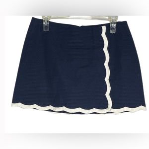 Lilly Pulitzer Size 6 Scalloped Navy Knit Skort